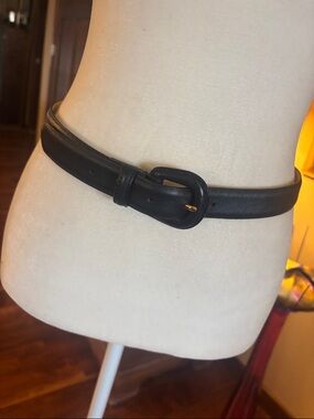 Talbots Dark Navy Leather Belt with Rounded Leather Buckle - M